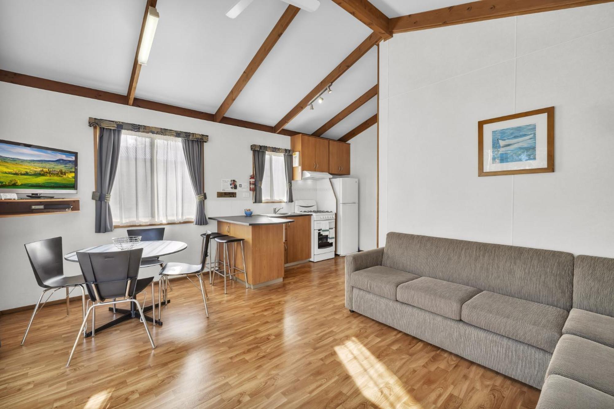 Metung Holiday Villas エクステリア 写真